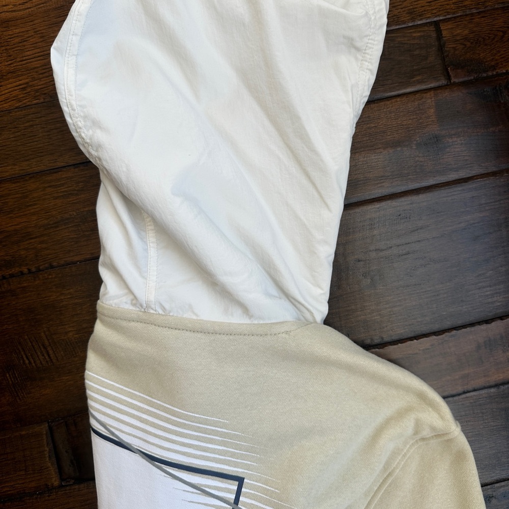 NWT The North Face Men's Cream Hoodie - Large - Picture 3 of 4